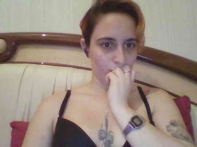 Emaprincessa Live Webcam on BongaCams