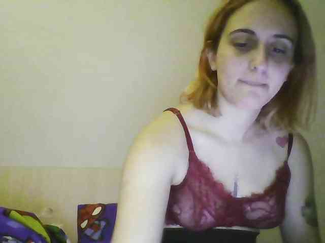 Hotredhead01 webcam