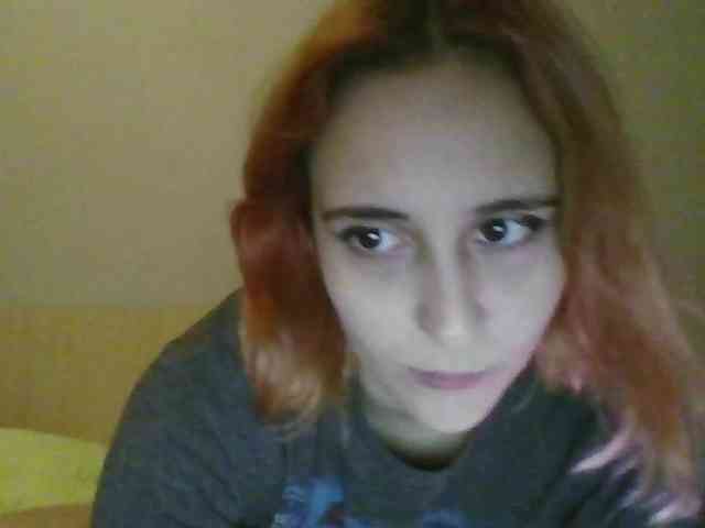 Hotredhead01 webcam