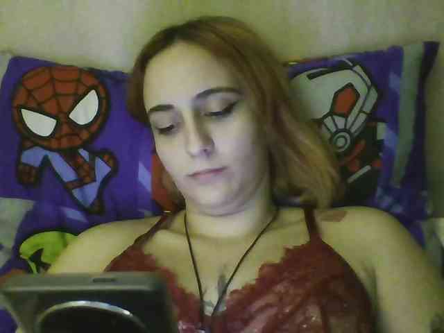 Hotredhead01 webcam