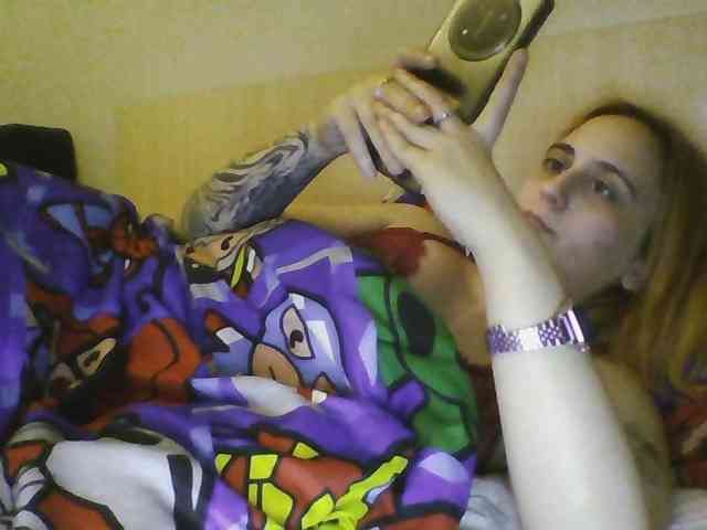 Hotredhead01 webcam