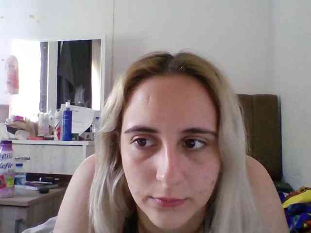 Hotredhead01 webcam