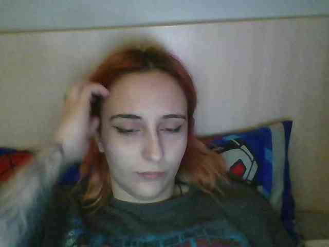 Hotredhead01 webcam