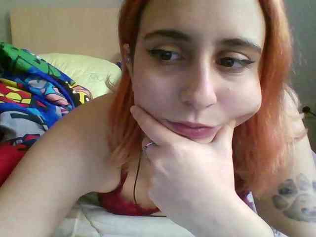 Hotredhead01 webcam