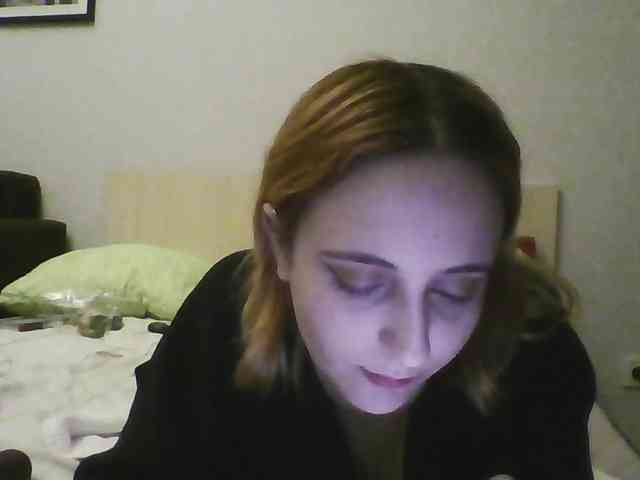 Hotredhead01 webcam