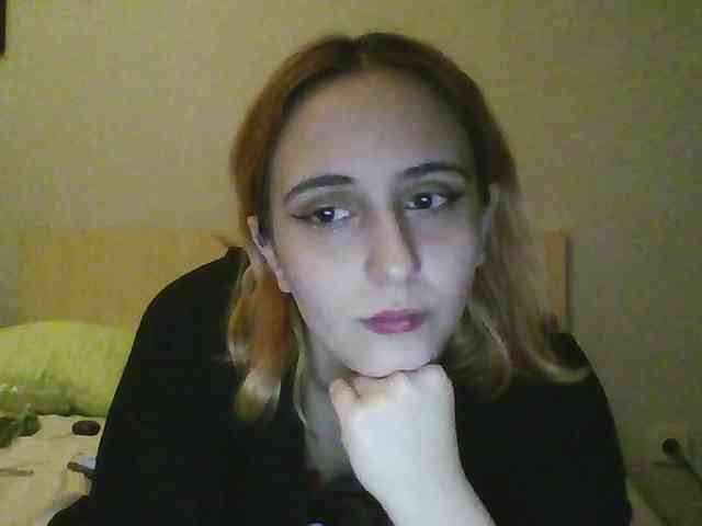 Hotredhead01 webcam