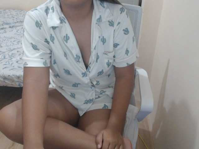 NATIVExASIAN webcam bongacams model stream image