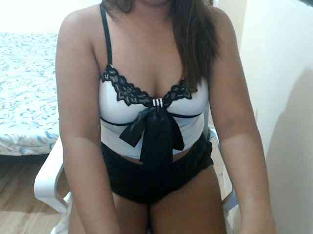NATIVExASIAN webcam