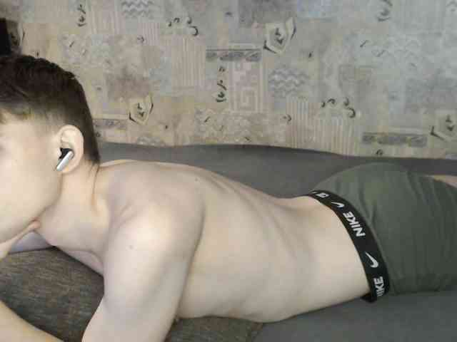 Twink-Oliver Twink-Oliver