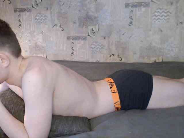 Twink-Oliver Twink-Oliver