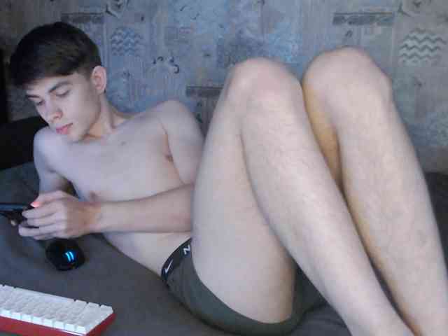 Twink-Oliver Twink-Oliver