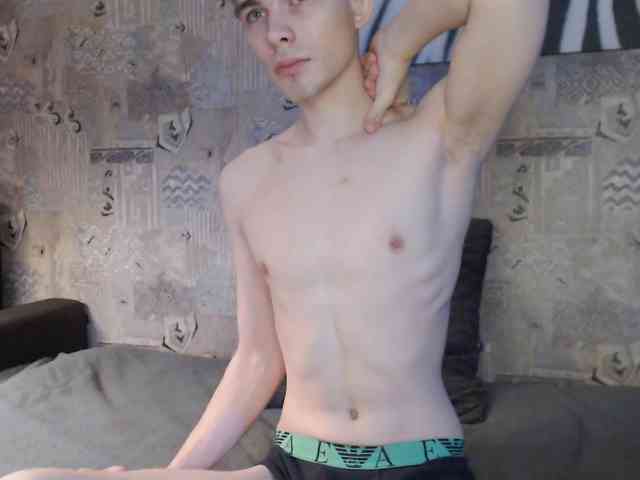 Twink-Oliver Twink-Oliver