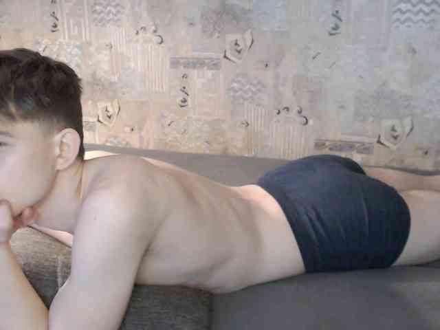 Twink-Oliver Twink-Oliver