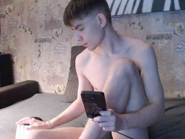 Twink-Oliver Twink-Oliver