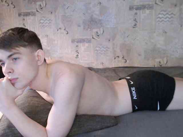 Twink-Oliver Twink-Oliver