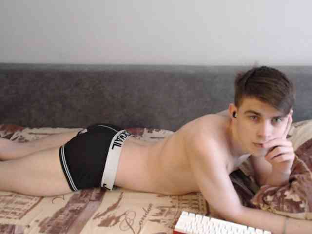 Twink-Oliver Twink-Oliver