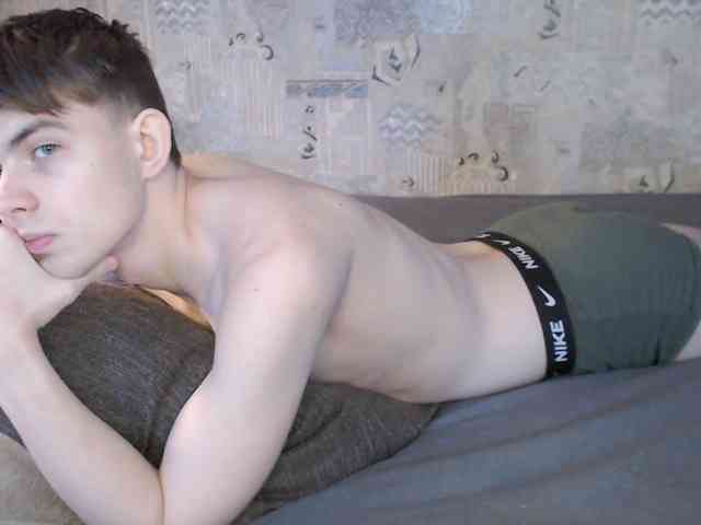 Twink-Oliver Twink-Oliver