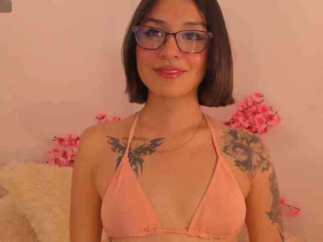 Skinnydoll1 Skinnydoll1