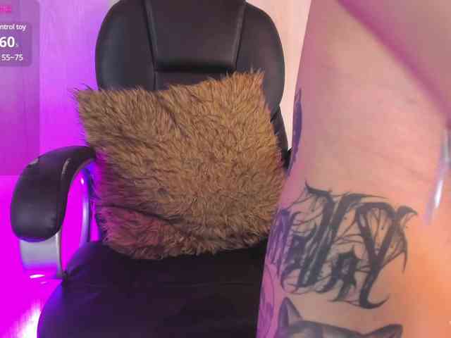 MinnaHeart webcam