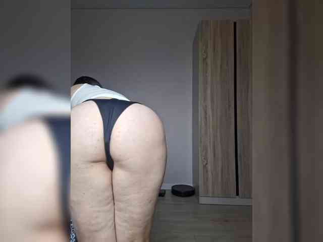 KLUBHICHKA webcam