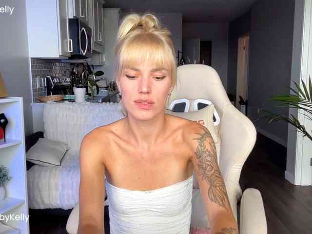 OhBabyKelly webcam