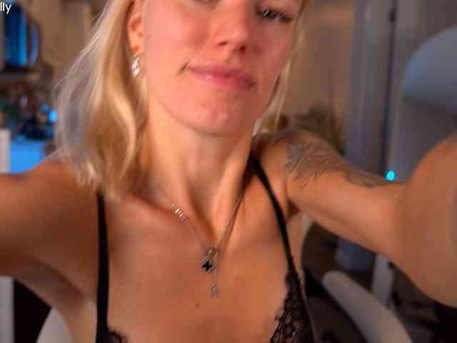 OhBabyKelly webcam