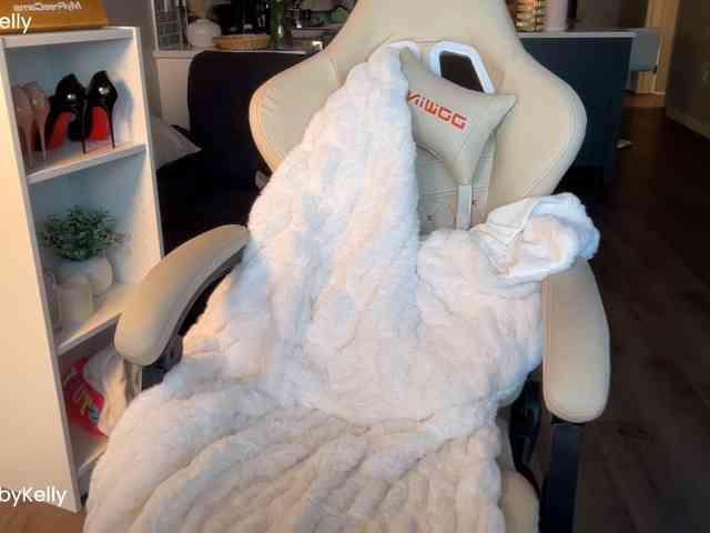 OhBabyKelly webcam