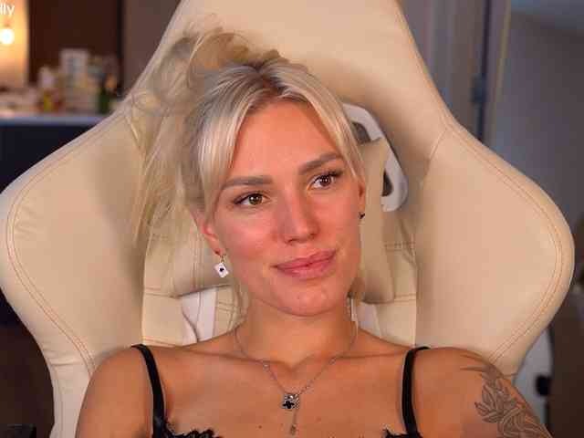 OhBabyKelly webcam