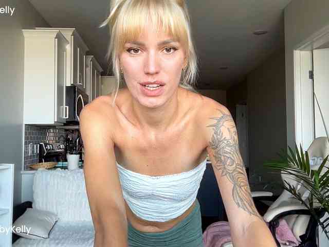 OhBabyKelly webcam