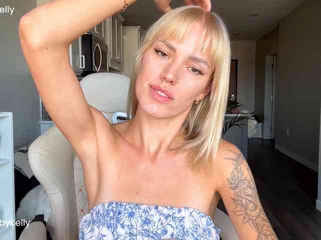 OhBabyKelly webcam