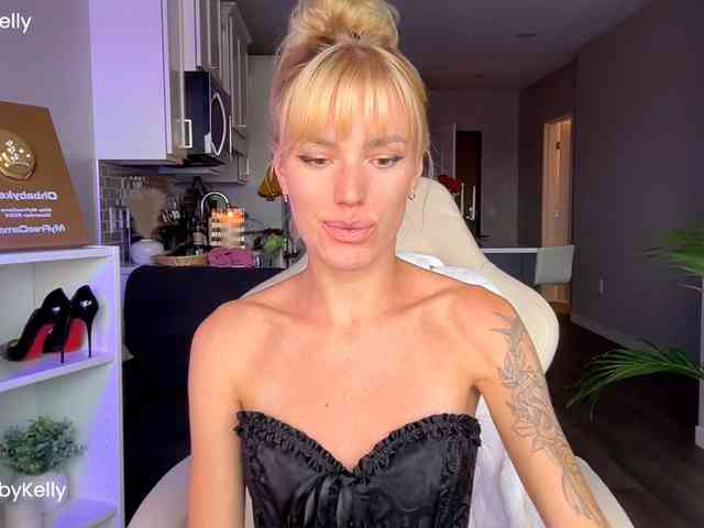 OhBabyKelly webcam