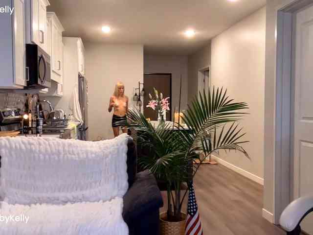 OhBabyKelly webcam