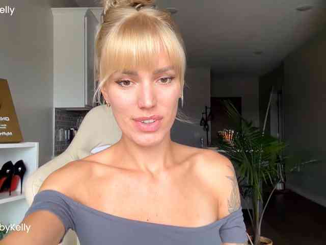 OhBabyKelly webcam