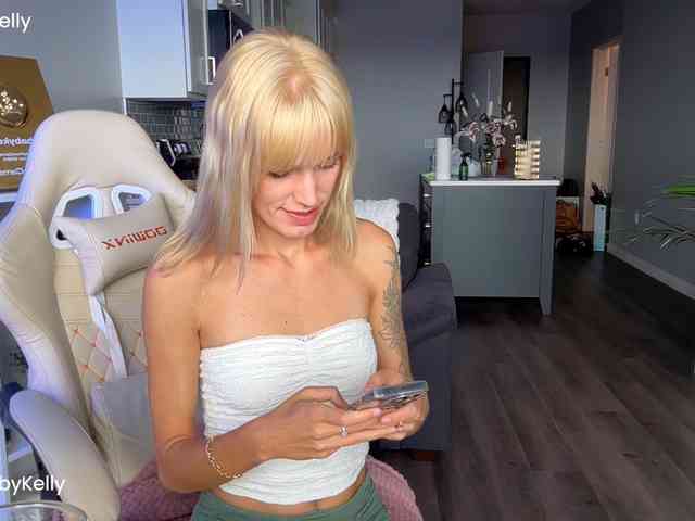 OhBabyKelly webcam