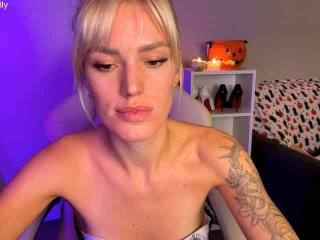 OhBabyKelly webcam