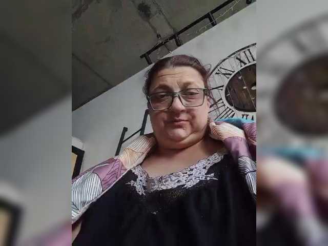 Natalina1 — Hello. Lovans vibrates from 2 tok. All tokens only in public chat! I do not respond to tokens in private messages