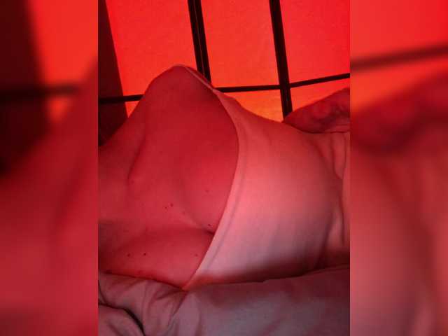 kivi-'s BongaCams show and profile