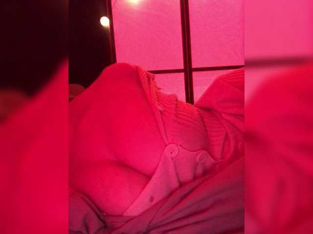 kivi-'s BongaCams show and profile