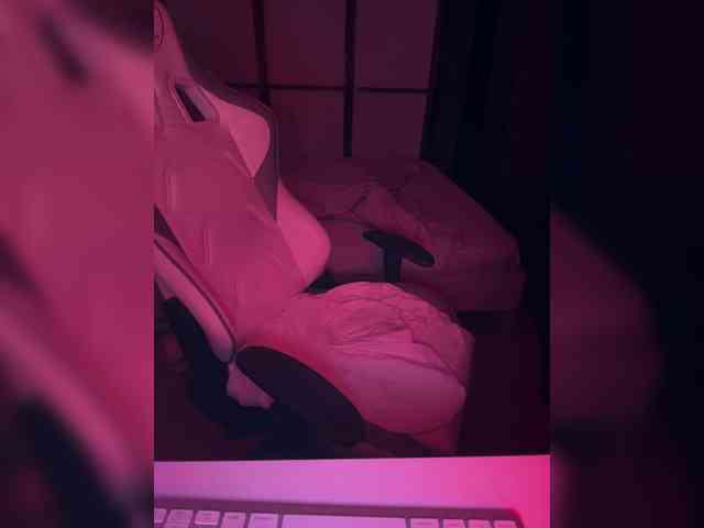 Koshka_Kivi webcam