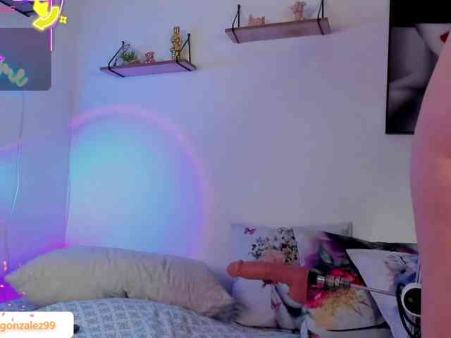 manu-monroe webcam