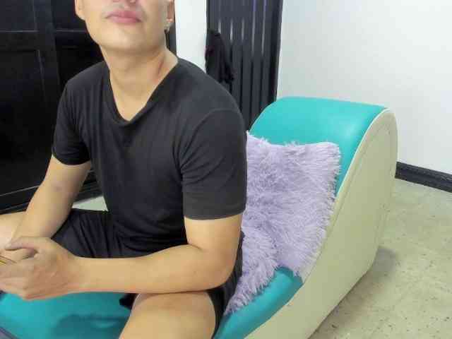 AslheyRobert AslheyRobert