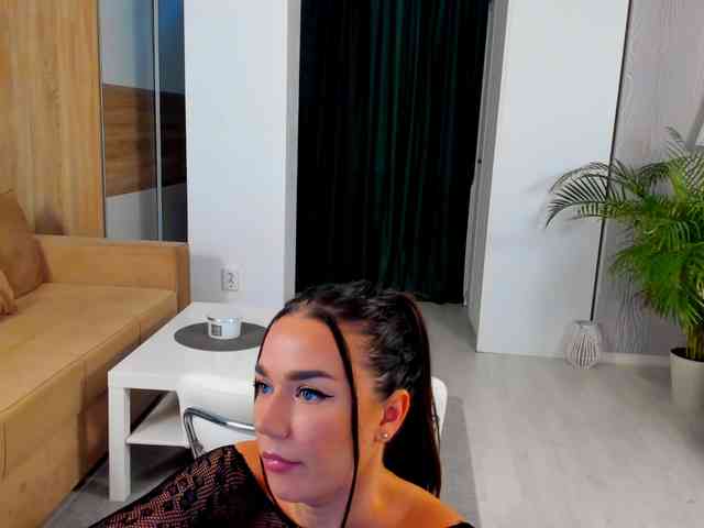 BellaaDona webcam