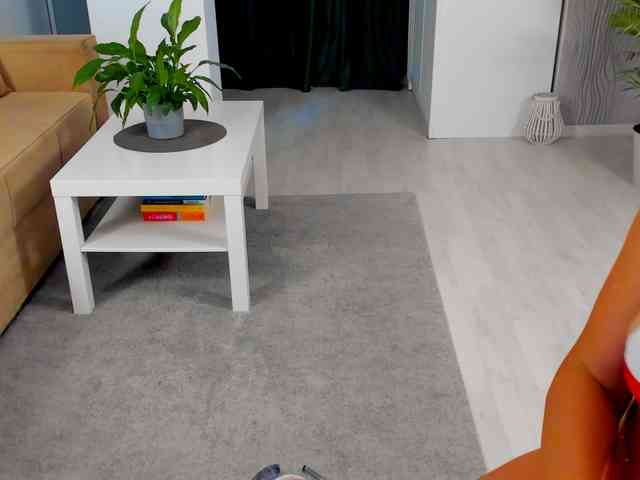 BellaaDona webcam