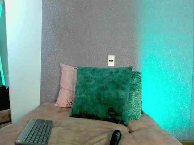 Julirodriguez webcam