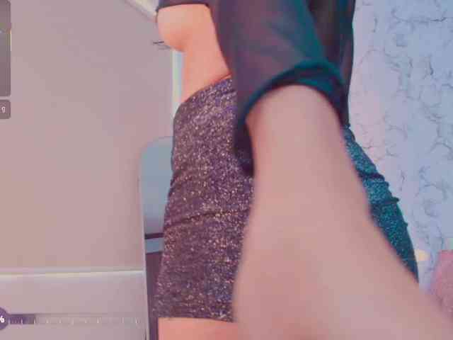 Julirodriguez webcam