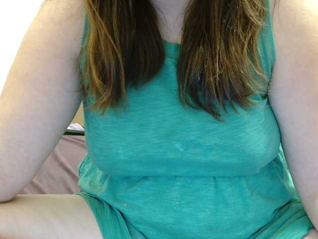 Luci22's BongaCams show and profile