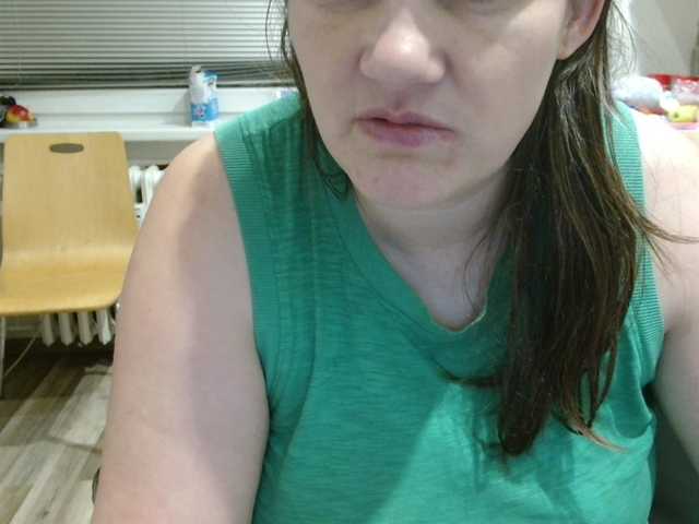 Luci22's BongaCams show and profile