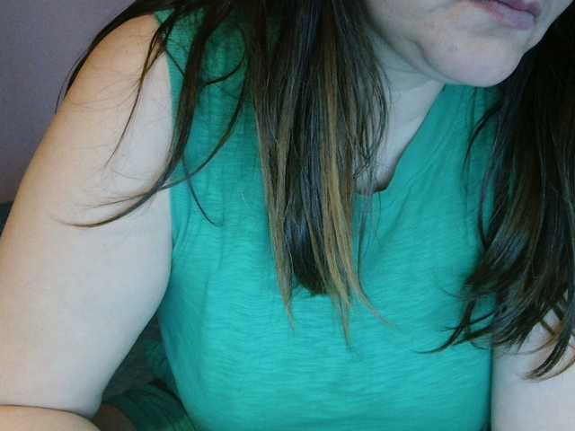 Luci22's BongaCams show and profile