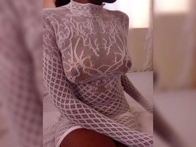 junea's BongaCams show and profile