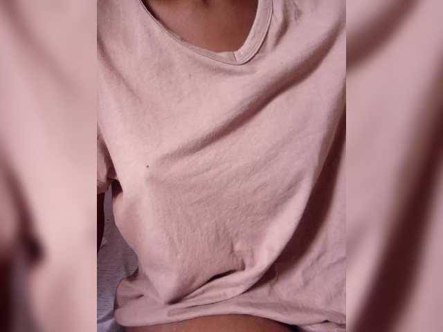 junea's BongaCams show and profile